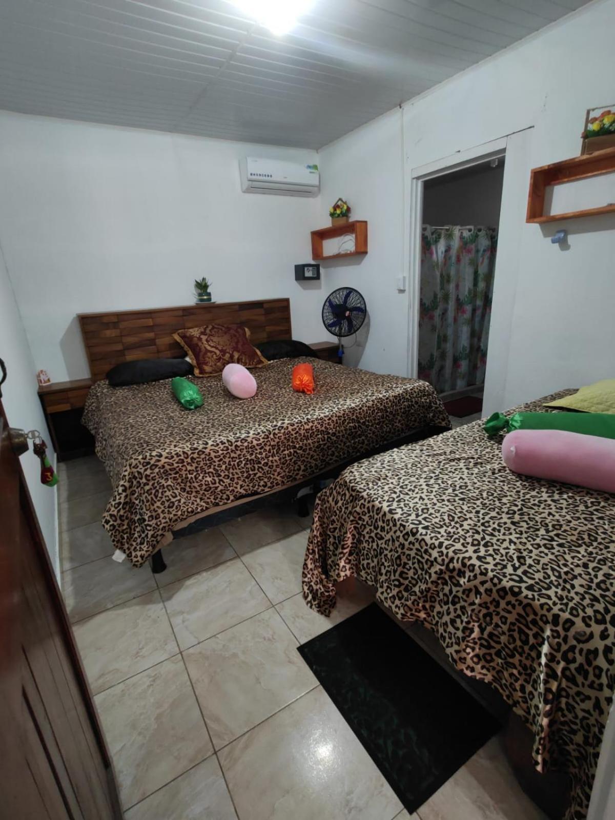 Апартаменти Tortuguero Casa De Playa Green House Екстер'єр фото